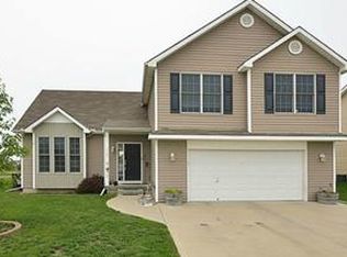 1101 Baker Ridge Cir, Platte City, MO 64079