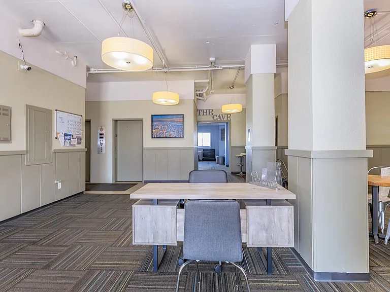 Capitol Hill Apartments — Photo 43
