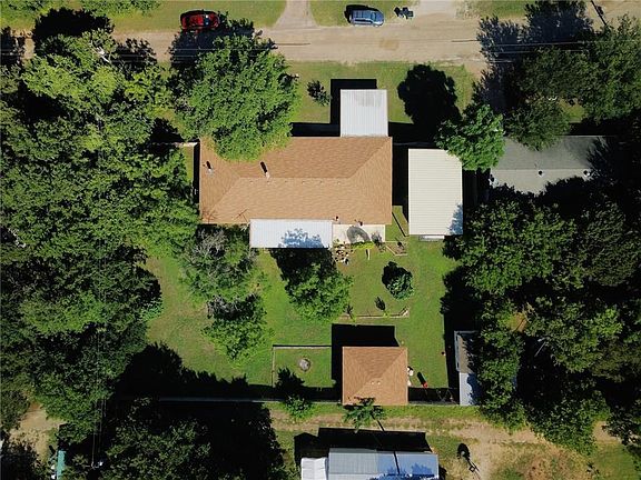 2nd image of 138 County Road 1821