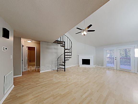3rd image of 10938 Tradewinds Ln