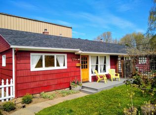 1900 SW Genesee St, Seattle, WA 98106