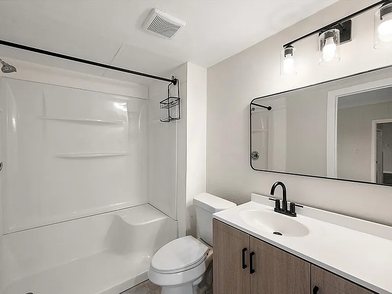 35711 Alfred St — Photo 7