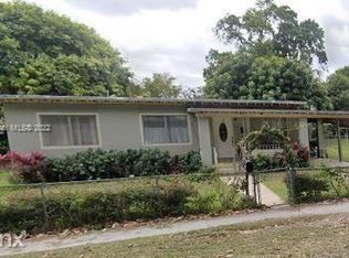 710 NE 15th St, Homestead, FL 33030