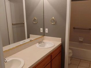 5259 W Roberts Ave, Fresno, CA 93722