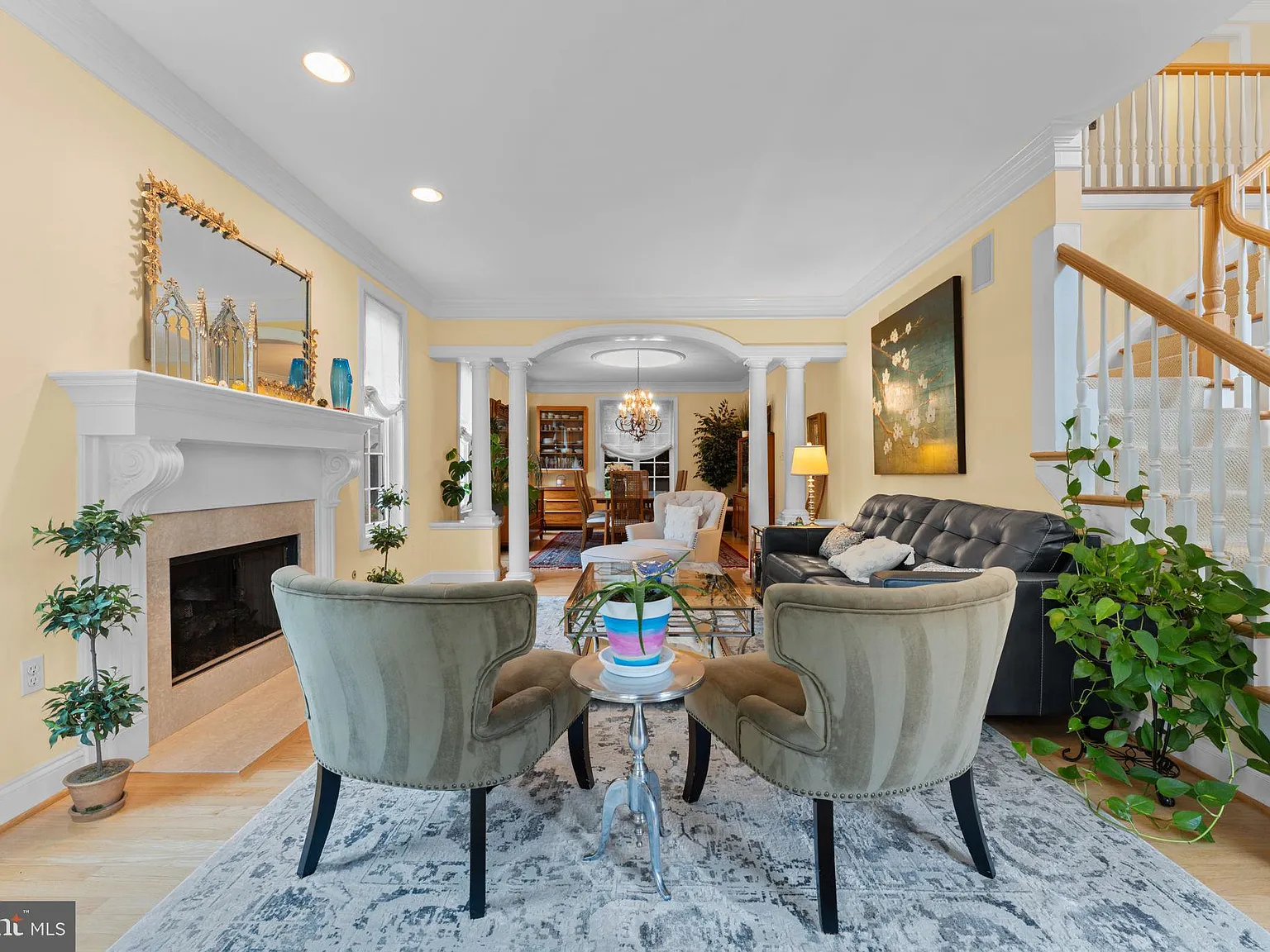 5 bed, 4.5 bath, 5654 sqft, $8,000 — Photo 4