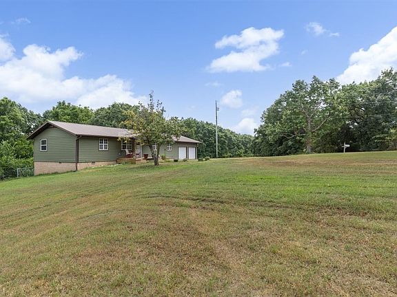 2nd image of 26480 Farm Road 1000