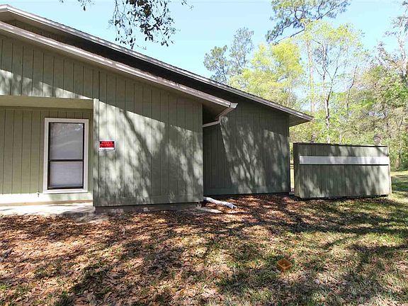 2nd image of 8400 Country Walk Dr APT D