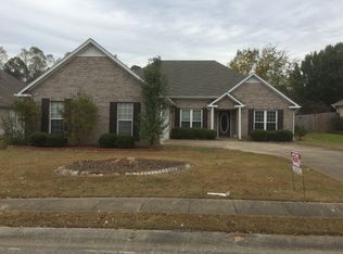 1359 Moss Rose Ln, Hoover, AL 35244