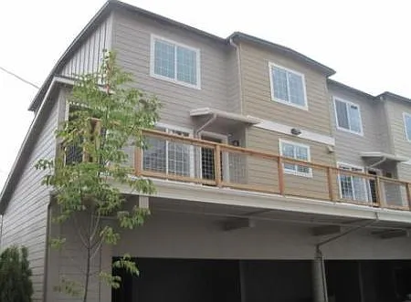 435e18 — Photo 1