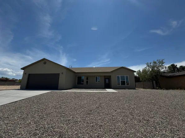 1618 January Dr, Rio Communities, NM 87002