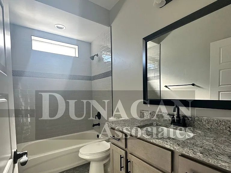 3723 Sapphire Dr — Photo 11