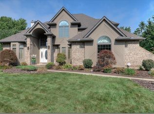 32200 Augusta Dr, Avon Lake, OH 44012