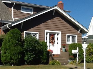 150 Linden Rd, Mineola, NY 11501