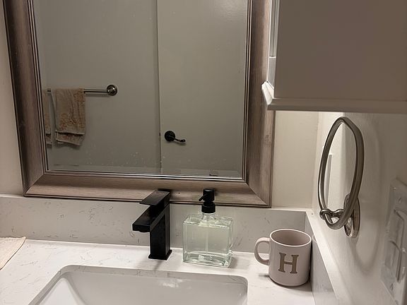 5th image of 1106 Mitchell Ave