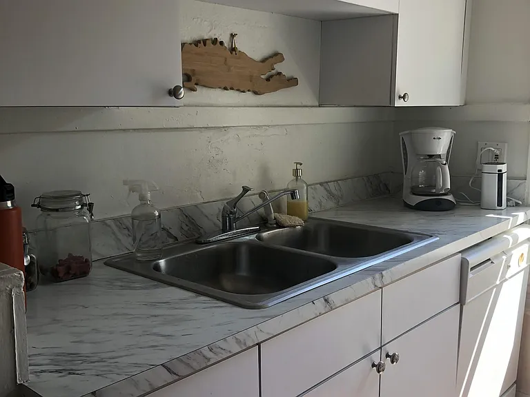1416 S Lorenzo Ave #4 — Photo 5