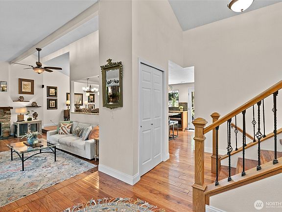 5th image of 19505 NE 181st Street