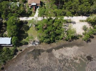 13 Satilla Ave, Panacea, FL 32346