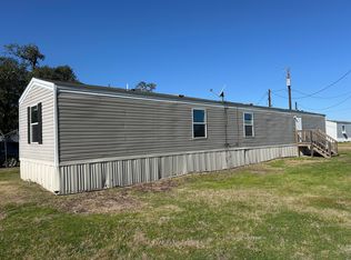 5674 E Austin St, Giddings, TX 78942