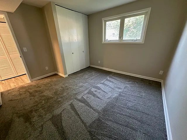 15476 Pennock Ln — Photo 22