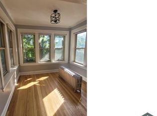 2040 E 68th St #2, Chicago, IL 60649