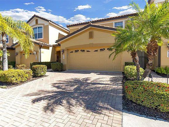 4th image of 8141 MIRAMAR WAY #8141