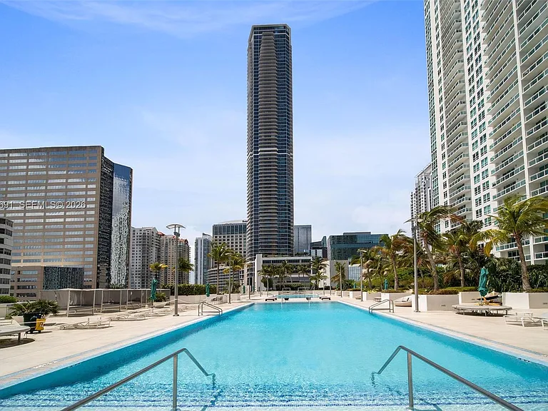 950 Brickell Bay Dr #1211 — Photo 21