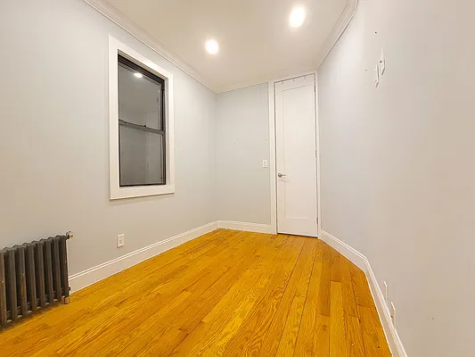 Rented by Compass | media 9