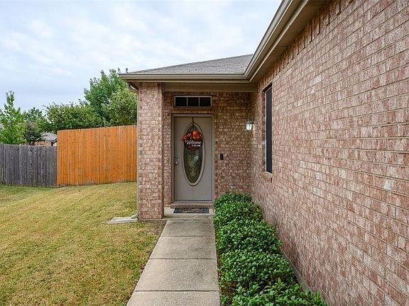 5th image of 1308 White Dove Ln