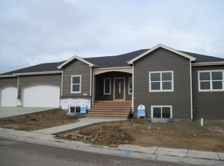 1507 Estes Ln, Gillette, WY 82716