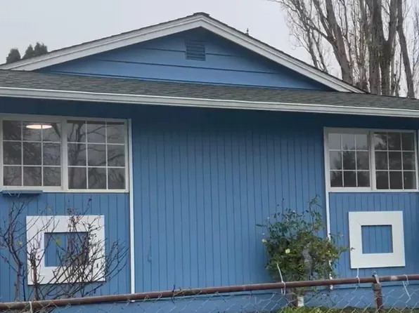 3332 Sawyer St, Tacoma, WA 98418