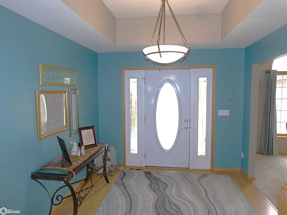 3rd image of 2615 Idlewood Dr