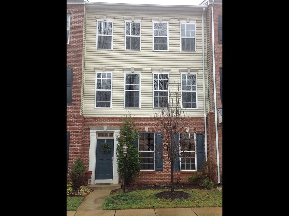 1st image of 15962 Greymill Manor Dr