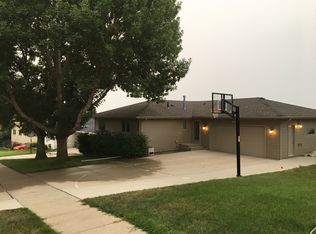 3205 Bitteroot Ave, Bismarck, ND 58501