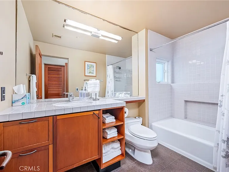 35121 Beach Rd — Photo 44