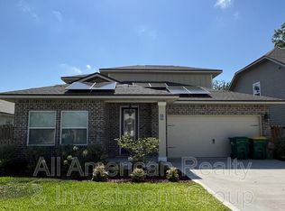 59 5th St, Shalimar, FL 32579