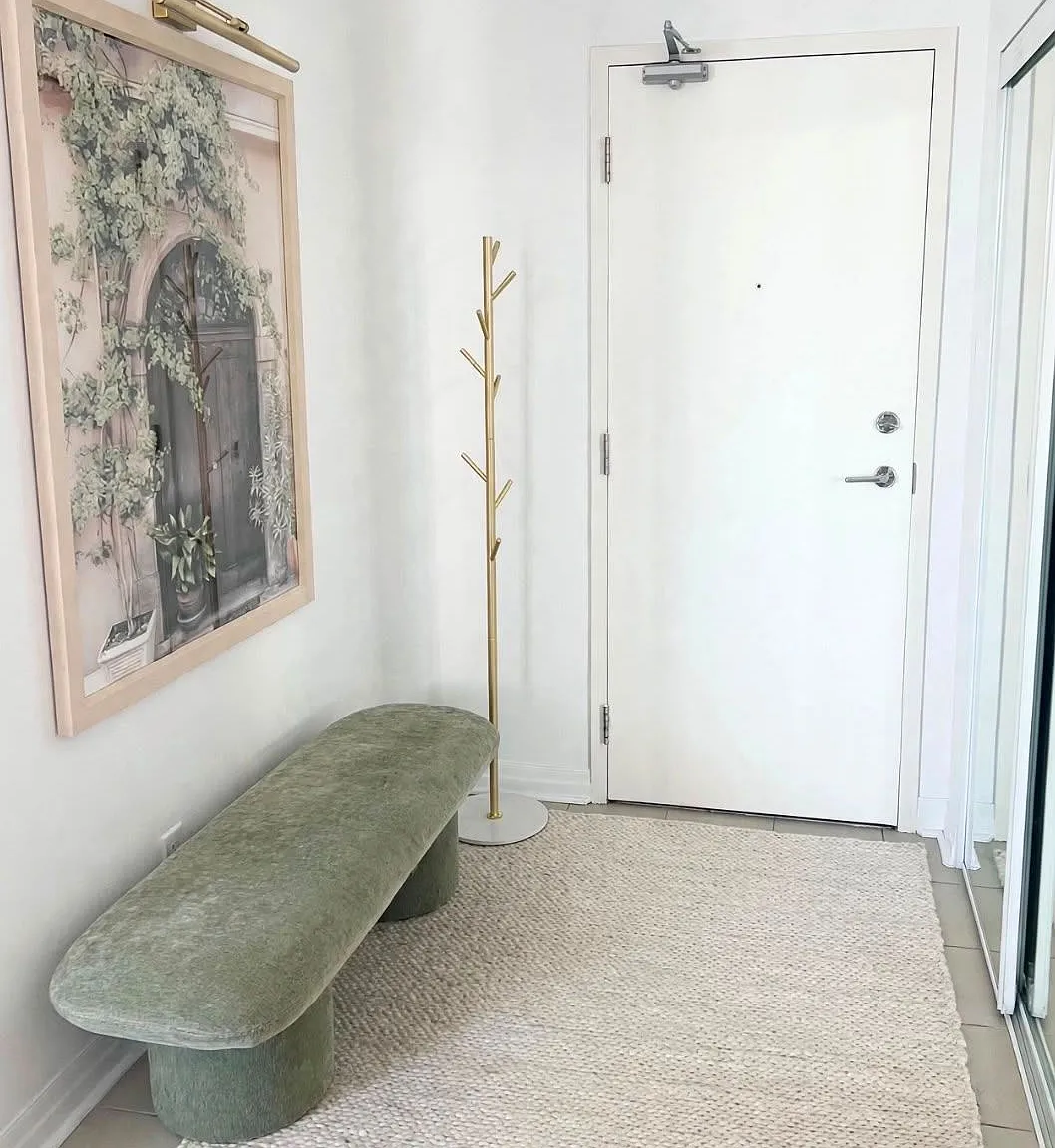 Eve Condos — Photo 2