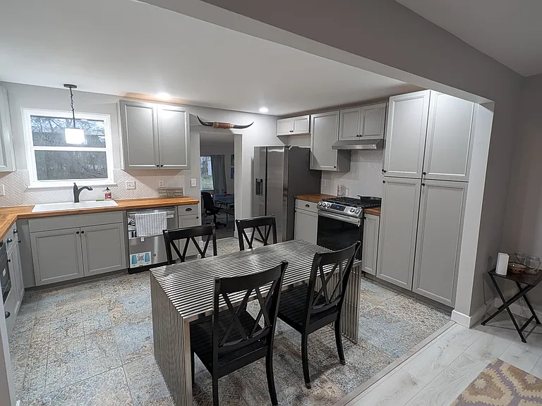 5199 Westgate Dr — Photo 14