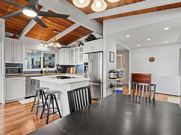5th image of 3538 Maluhia St