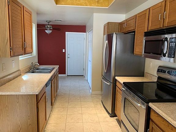 4th image of 6731 S Farmer Ave
