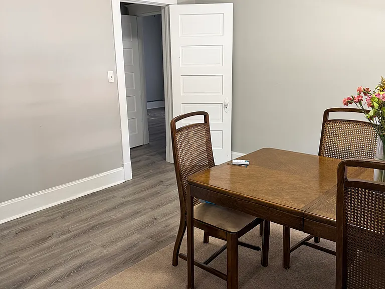 1410 B St #2 — Photo 9