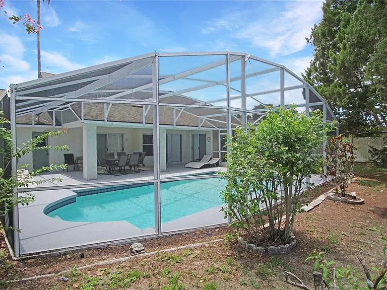 928 Loma Bonita Dr — Photo 5