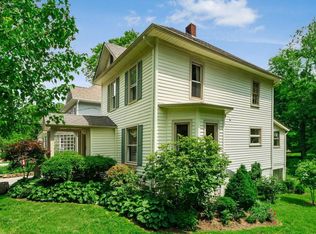 585 W Broadway, Granville, OH 43023