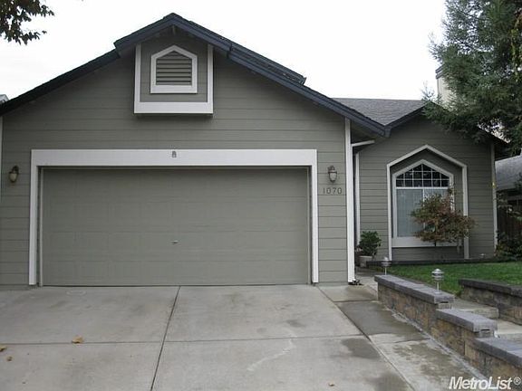 2nd image of 1070 Beaver Pkwy