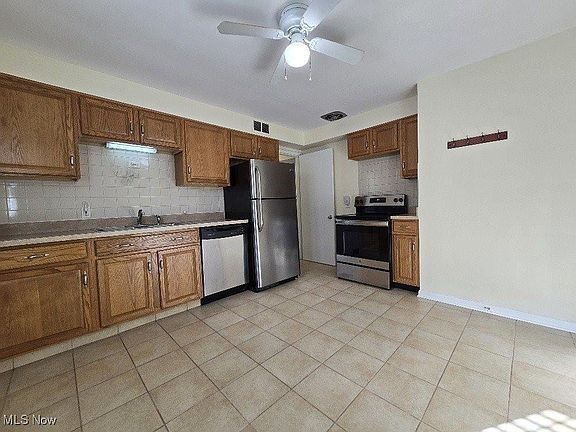 5th image of 2314 Westmoor Rd #1