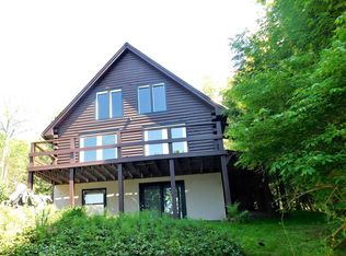 63 Gundrum Point Rd, Averill Park, NY 12018