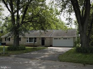 1706 Valette Dr, Lancaster, PA 17602