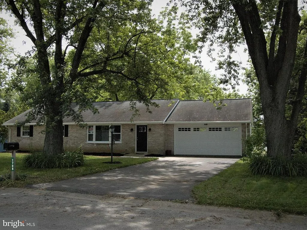 1706 Valette Dr photo 1