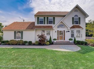 5 Hummingbird Way, Jackson, NJ 08527