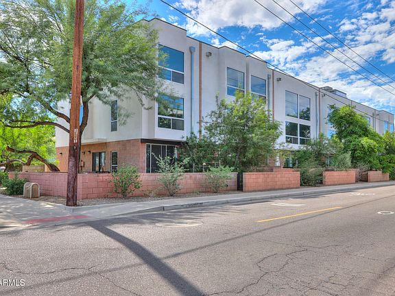 3rd image of 930 N 9TH Street #2
