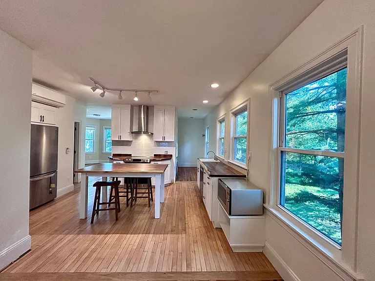 135 W Park St #2 — Photo 11